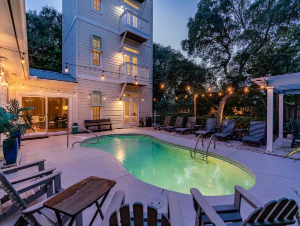 Luxury Vacation Rental in the Heart of Seagrove Beach
