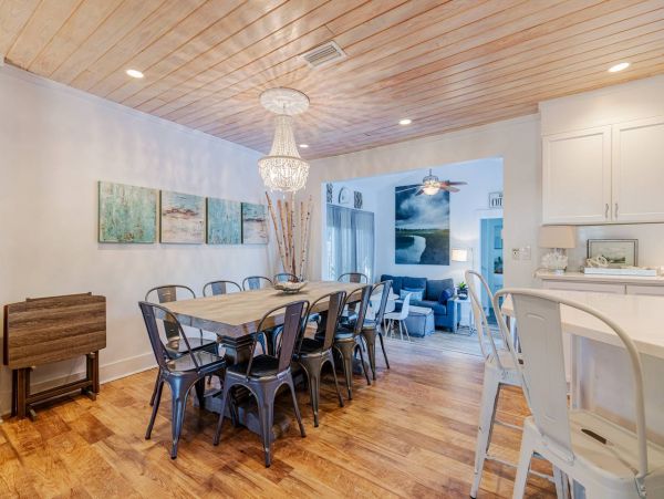 Luxury Vacation Rental in the Heart of Seagrove Beach