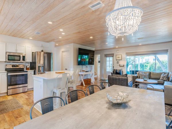 Luxury Vacation Rental in the Heart of Seagrove Beach