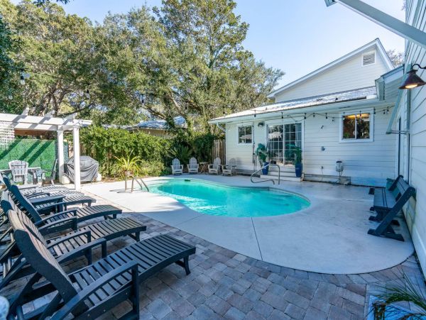 Luxury Vacation Rental in the Heart of Seagrove Beach