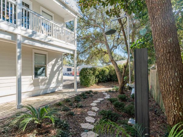 Luxury Vacation Rental in the Heart of Seagrove Beach