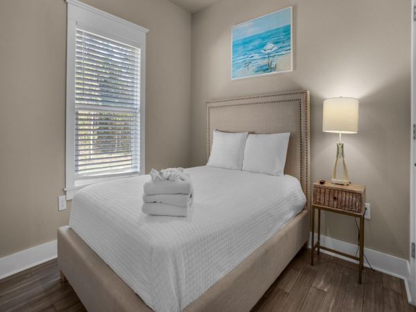 Santa Rosa Beach Vacation Home 3 Bedrooms Sleeps 6 Guests