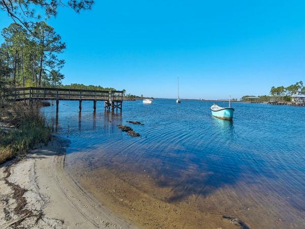 Santa Rosa Beach Vacation Home 3 Bedrooms Sleeps 6 Guests