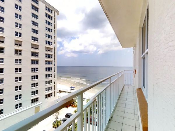 Gulf Front Three Bedroom Daytona Beach Vacation Rental Condo