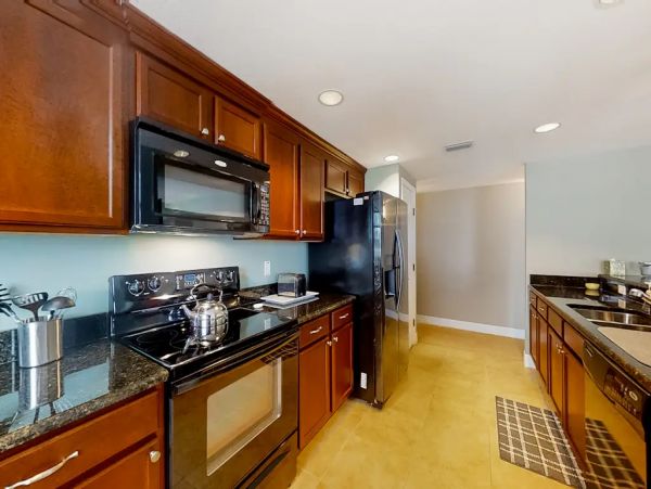 Gulf Front Three Bedroom Daytona Beach Vacation Rental Condo