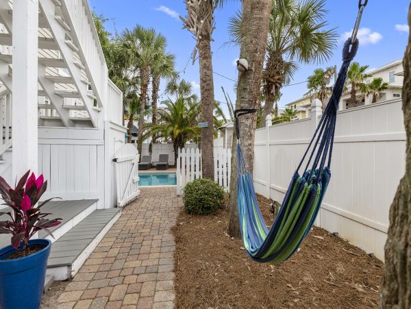 Steps to Beach Miramar Vacation Home