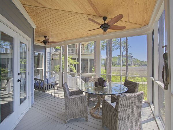 Miramar Vacation Home Walk to Beach Sleeps 8 Guests