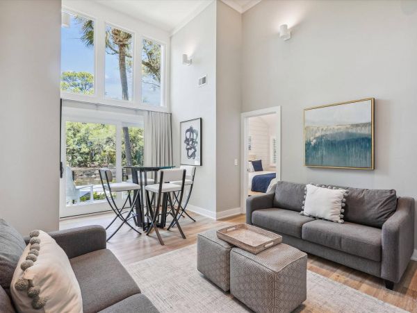 Daufuskie Island Vacation Home Six Bedroom Steps to Beach