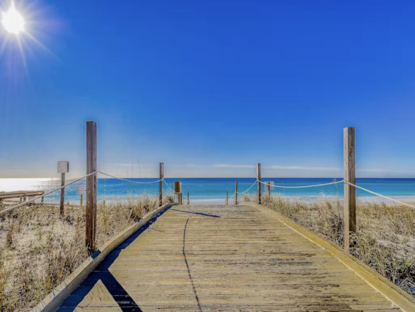 Inviting Destin Condo with Dock Pool Hot Tub & Private Beach