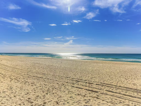 Inviting Destin Condo with Dock Pool Hot Tub & Private Beach
