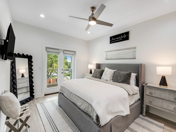 Posh Seven Bedroom Vacation Rental Home in Destin