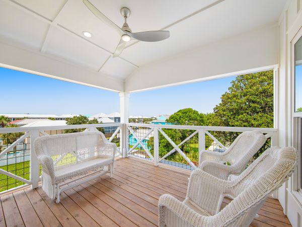 Posh Seven Bedroom Vacation Rental Home in Destin