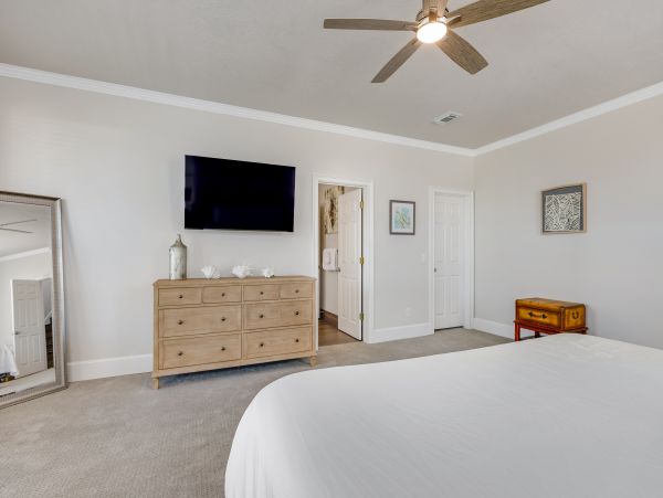 Destin Wonderful Home with 5 Bedrooms and Pool