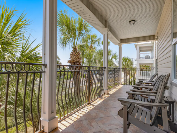 Destin Wonderful Home with 5 Bedrooms and Pool