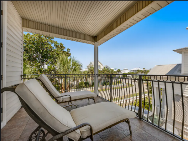 Destin Wonderful Home with 5 Bedrooms and Pool