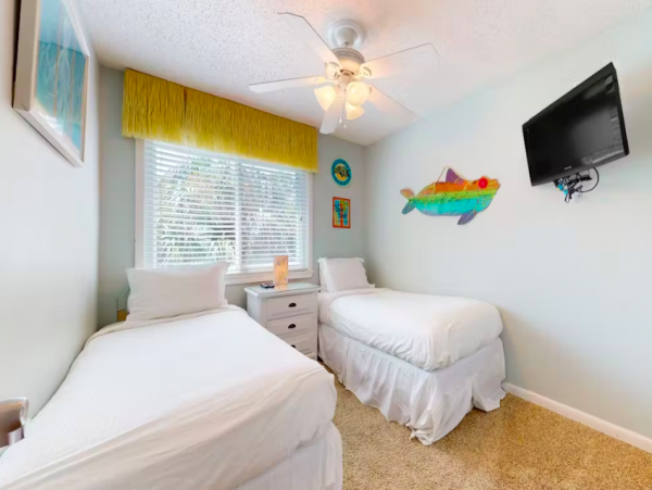 3 Bedroom Condo in Destin with water views