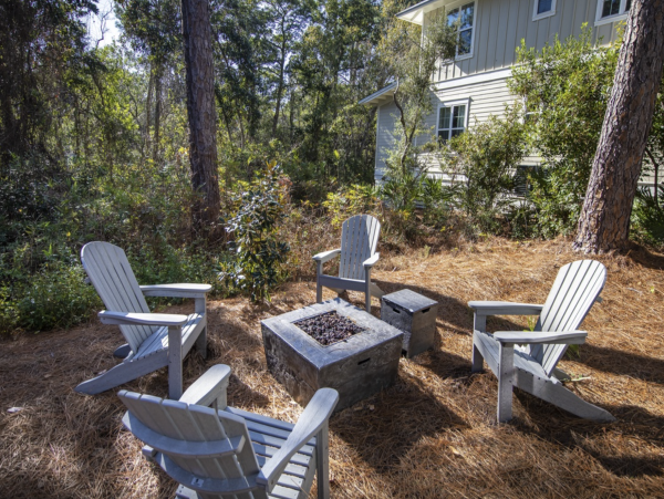 Luxury Four Bedroom Vacation Home with Shared Pool in Seagrove Beach