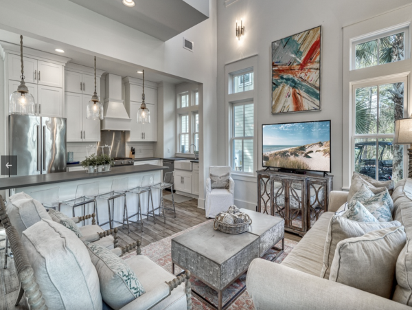Luxury Four Bedroom Vacation Home with Shared Pool in Seagrove Beach