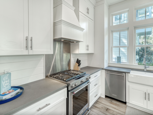 Luxury Four Bedroom Vacation Home with Shared Pool in Seagrove Beach