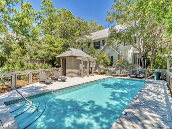 Luxury Four Bedroom Vacation Home with Shared Pool in Seagrove Beach