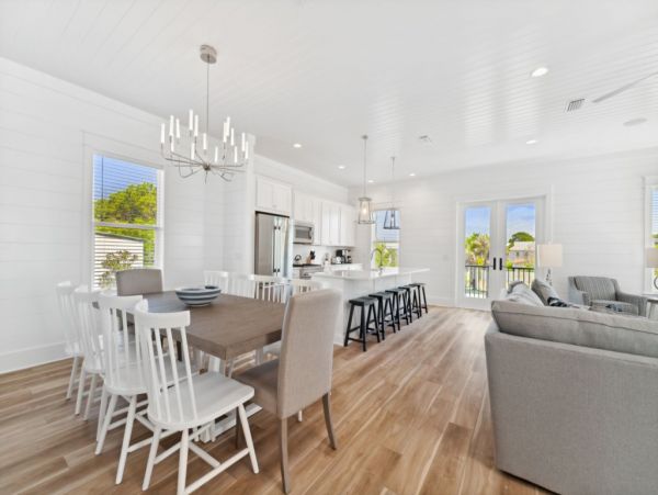 Miramar Vacation Home Seven Bedroom Walk to Beach
