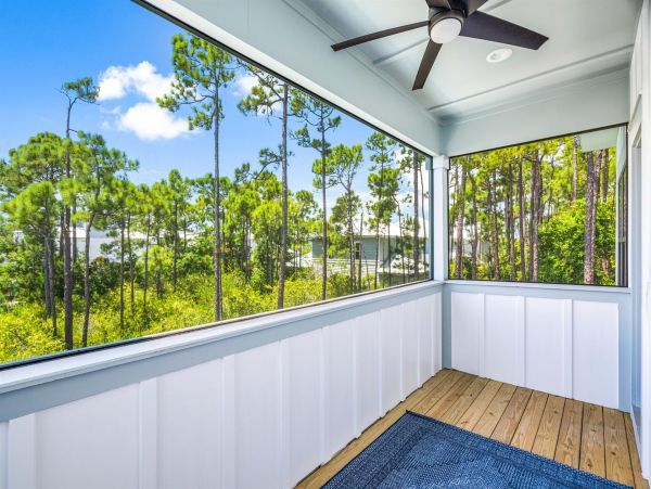 Miramar Vacation Home Seven Bedroom Walk to Beach