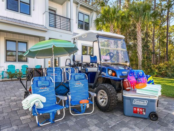 Miramar Vacation Home Seven Bedroom Walk to Beach