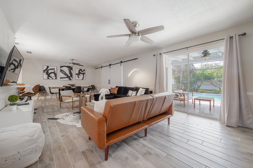 Modern Largo Vacation Rental with 4 Bedrooms