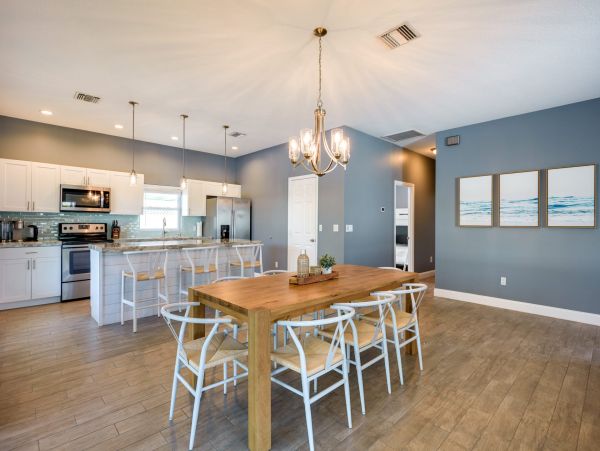 Jensen Beach 3 Bedroom Vacation Home with Pool