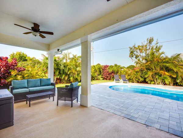 Jensen Beach 3 Bedroom Vacation Home with Pool
