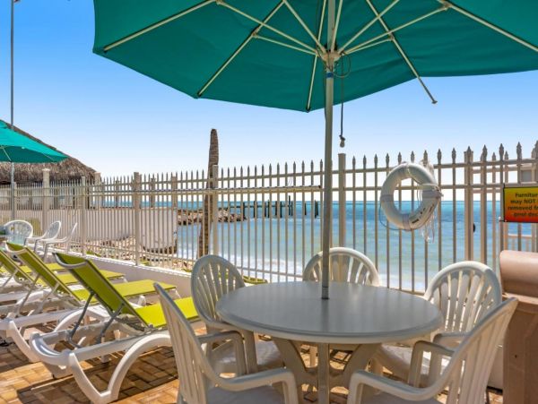 Waterfront Four Bedroom Vacation Home with 60-foot Dock