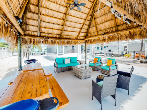 Key Largo Home with 2 Bedroom & Canal View