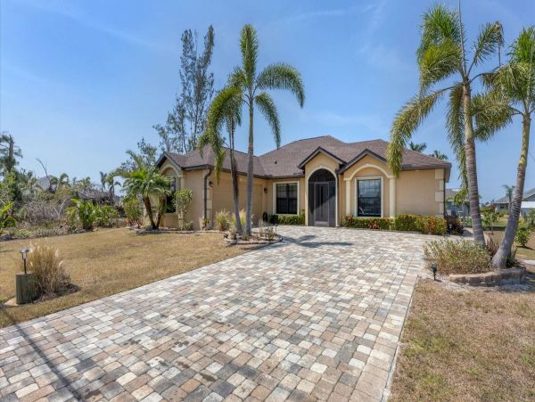 Port Charlotte Vacation Home Three Bedroom