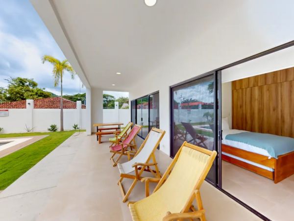 Flamingo Beach Luxury home with Four Bedroom