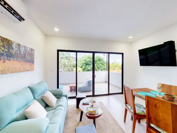 Flamingo Beach Luxury home with Four Bedroom