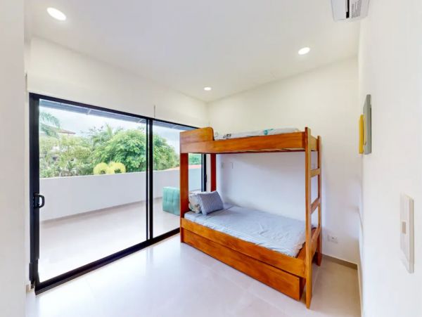 Flamingo Beach Luxury home with Four Bedroom