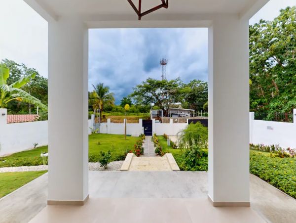 Flamingo Beach Luxury home with Four Bedroom
