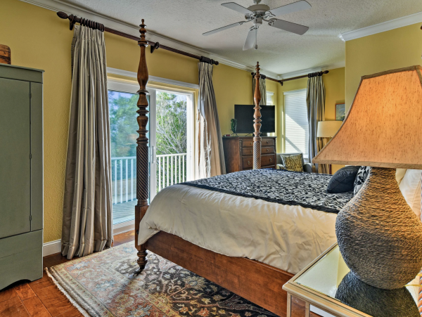 Anna Maria Island Three Bedroom Pool Vacation Home