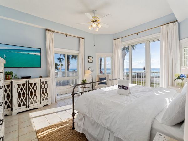 Miramar Vacation Condo Three Bedroom Gulf Views