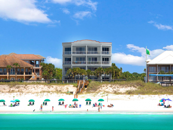 Spacious Three Bedroom Condo Full Ocean Views