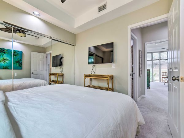 Captivating Kahana Vacation Condo