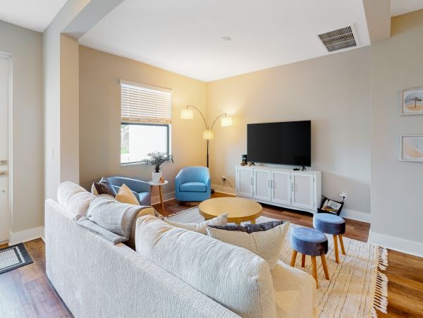 Cape Coral Vacation Home Four Bedroom