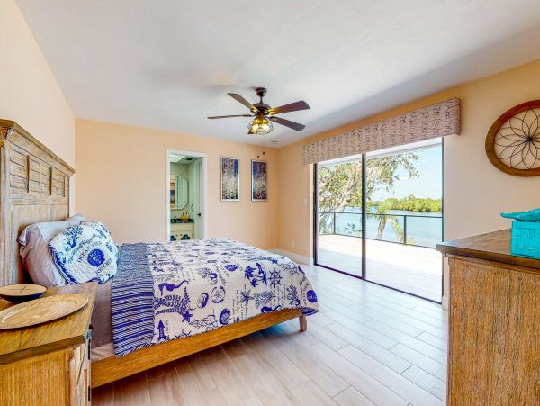 River View Vacation Rental with 5 Bedroom in Fort Meyers