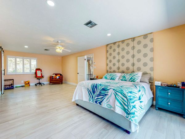 River View Vacation Rental with 5 Bedroom in Fort Meyers