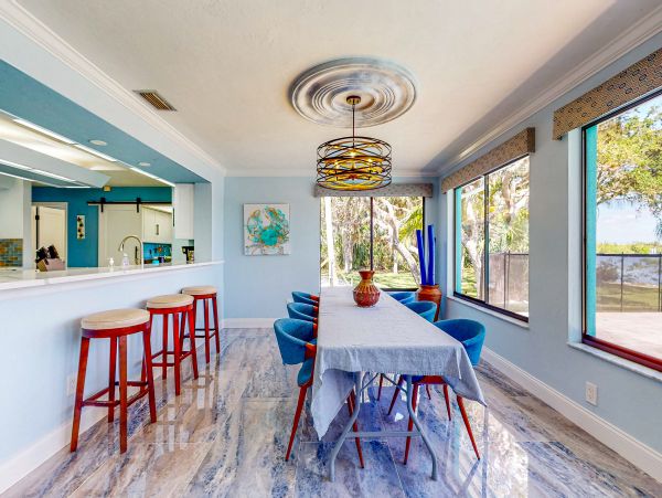 River View Vacation Rental with 5 Bedroom in Fort Meyers