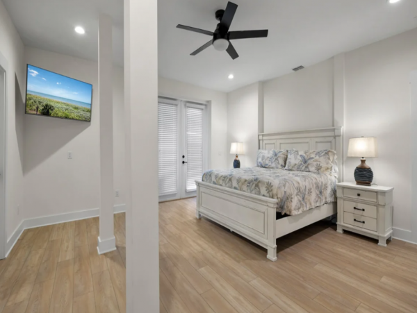 Beachfront Vacation Rental with 6 Bedrooms in Palm Coast