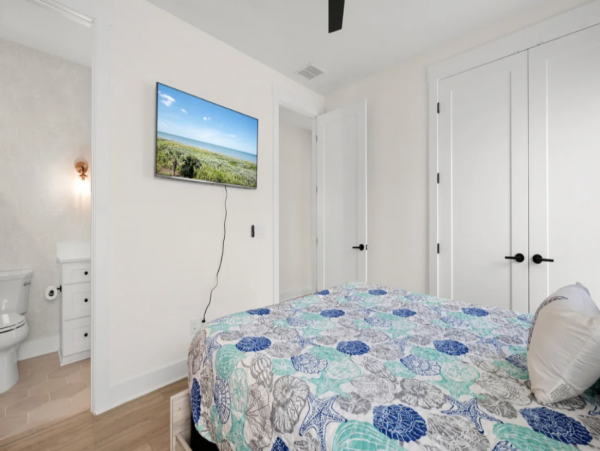 Beachfront Vacation Rental with 6 Bedrooms in Palm Coast