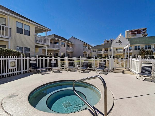 Destin 3 Bedroom Vacation Rental Directly on the Beach