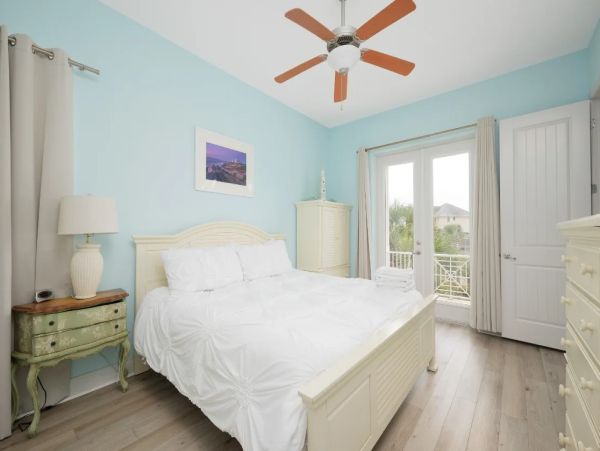 Oceanfront Eight Bedroom Rental Home in Palm Coast