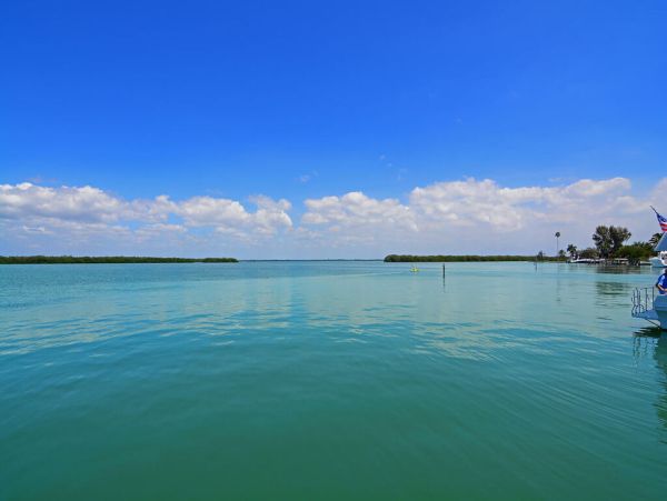 Direct Bayfront Views Two Bedroom Condo in Longboay Key